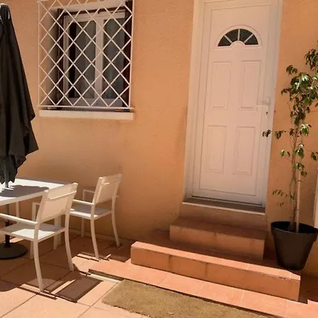 Marycel T2 Avec Terrasse Wifi Clim Et Garage Hébergement de vacances *
