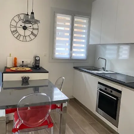Feriehus Marycel T2 Avec Terrasse Wifi Clim Et Garage *